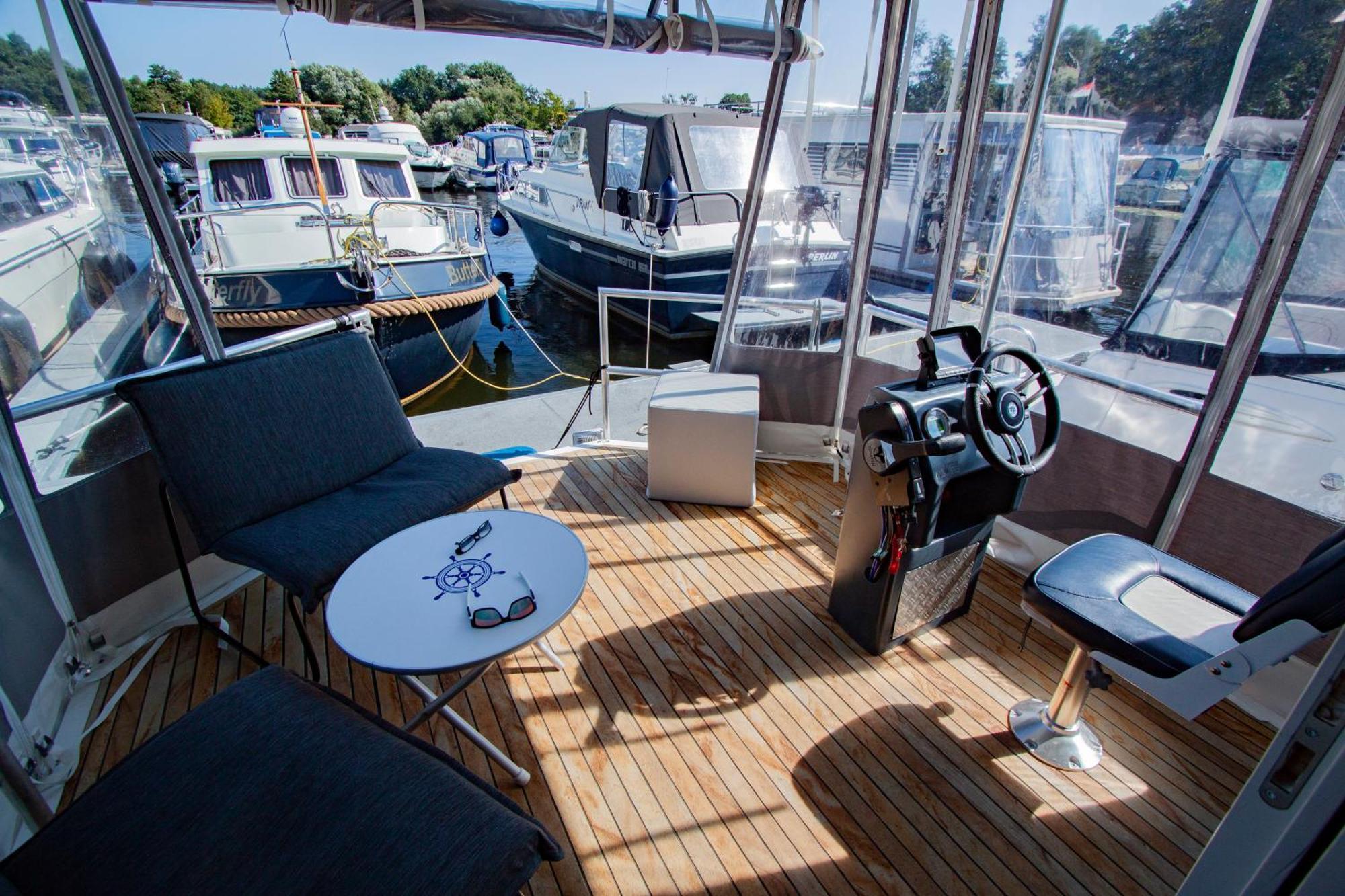 Hausboot Hennigsdorf Exterior foto